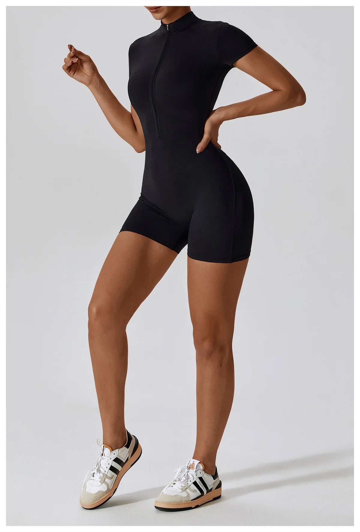 Short-sleeve Zipper Sports Jumpsuit